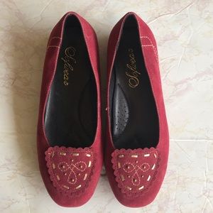 Red Women's Flats